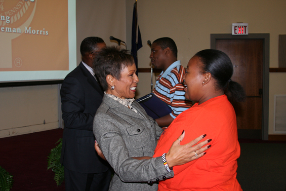 Valerie Morris (left) talks with a student after giving a highly informative presentation